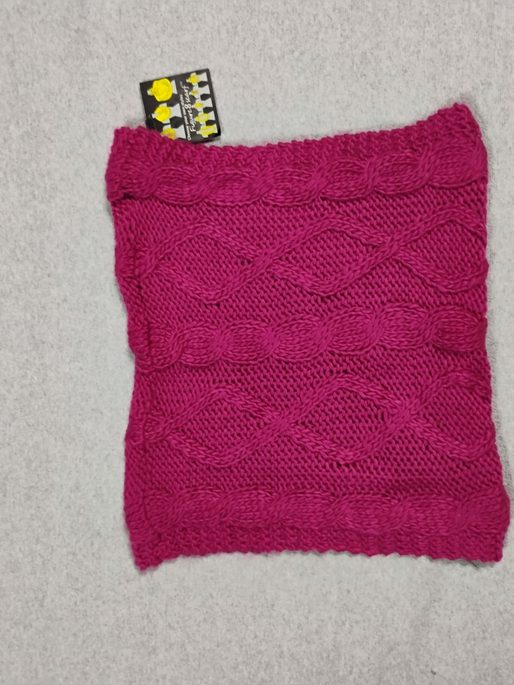 Women’s Cable Knit Neck Warmer - Magenta